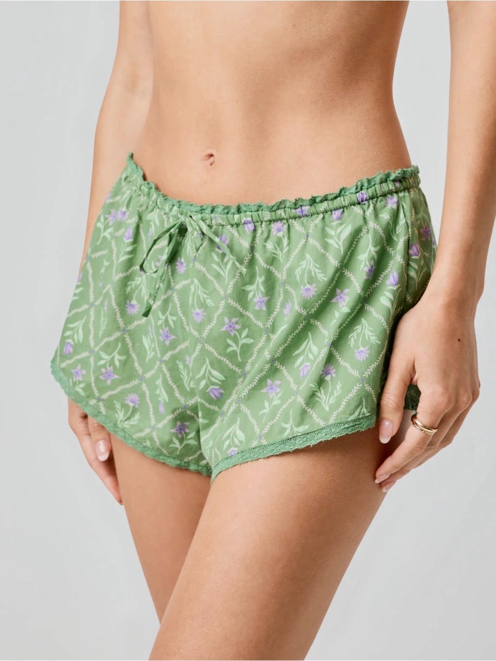 Florence by Mills Lightweight Cotton Lace Trim Shorts in Palm Beach Floral